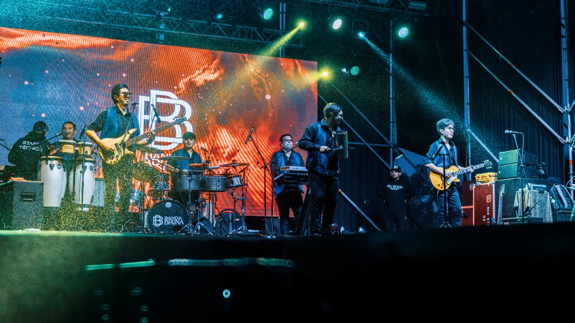 Banda Bruna Presentación en Vivo 9